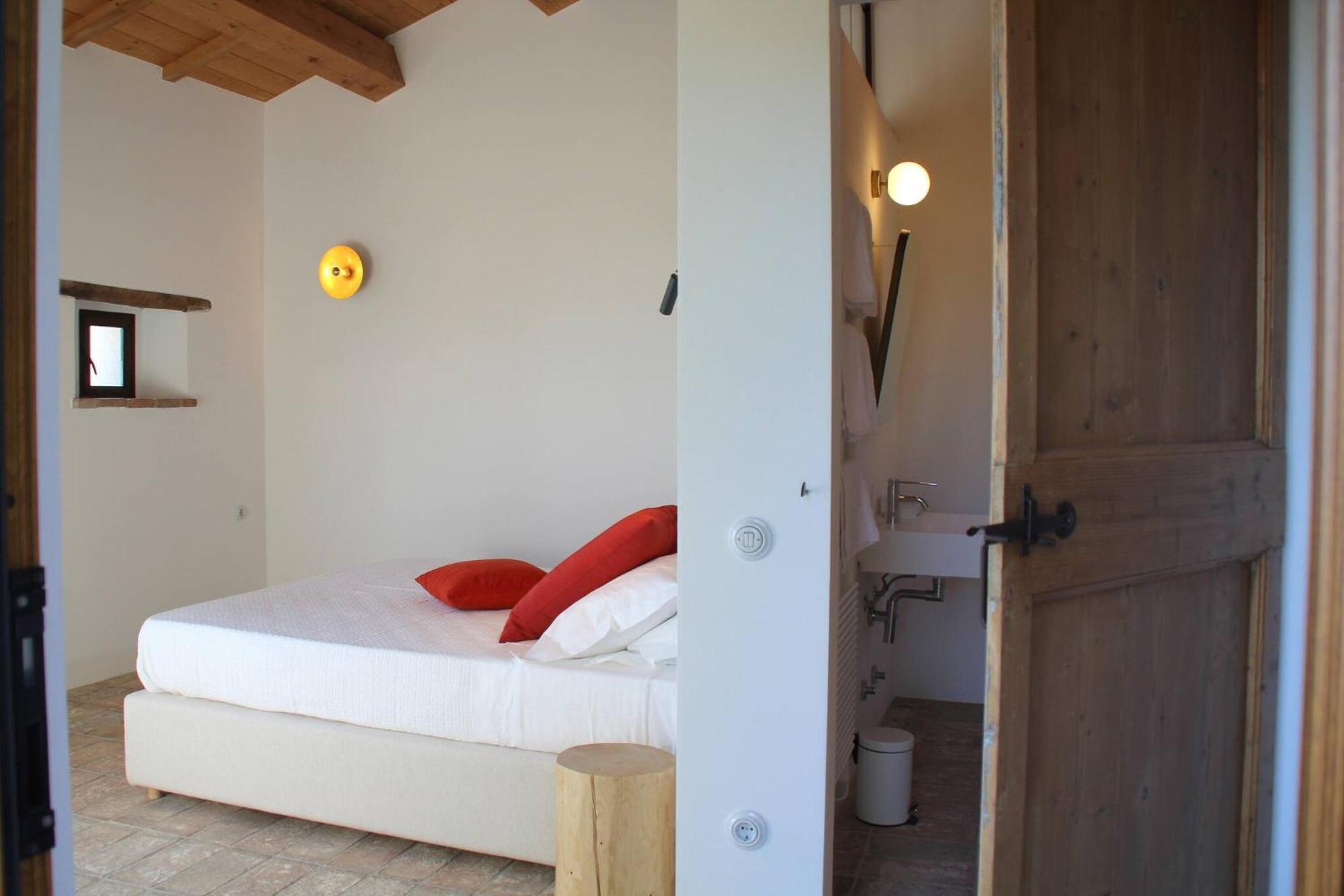 Villa Borgo Calbianco - Private House With Pool & Airco Cerreto Castello Exterior foto